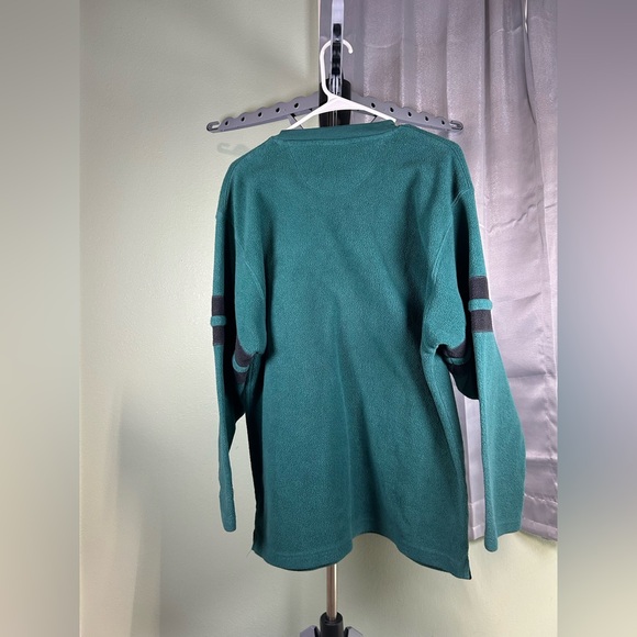Philadelphia Eagles Green Sweatshirt - Picture 2 of 3